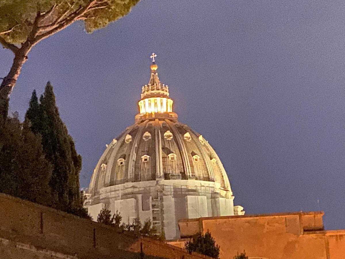 Magnoliahome Alla Cupola Di San Pietro Roma Exterior foto